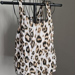 Leopard Print Sleeveless Top